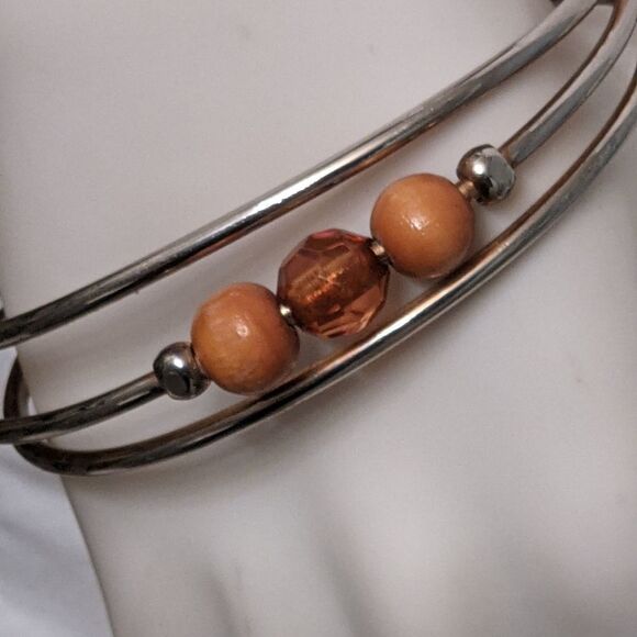 Silvertone cuff bracelet w/beads - Picture 2 of 6